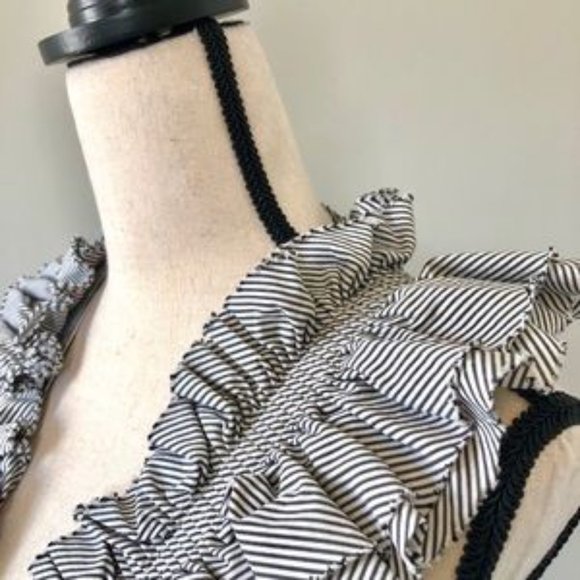 ✨BCBG striped Poplin Dress✨ - Picture 5 of 5